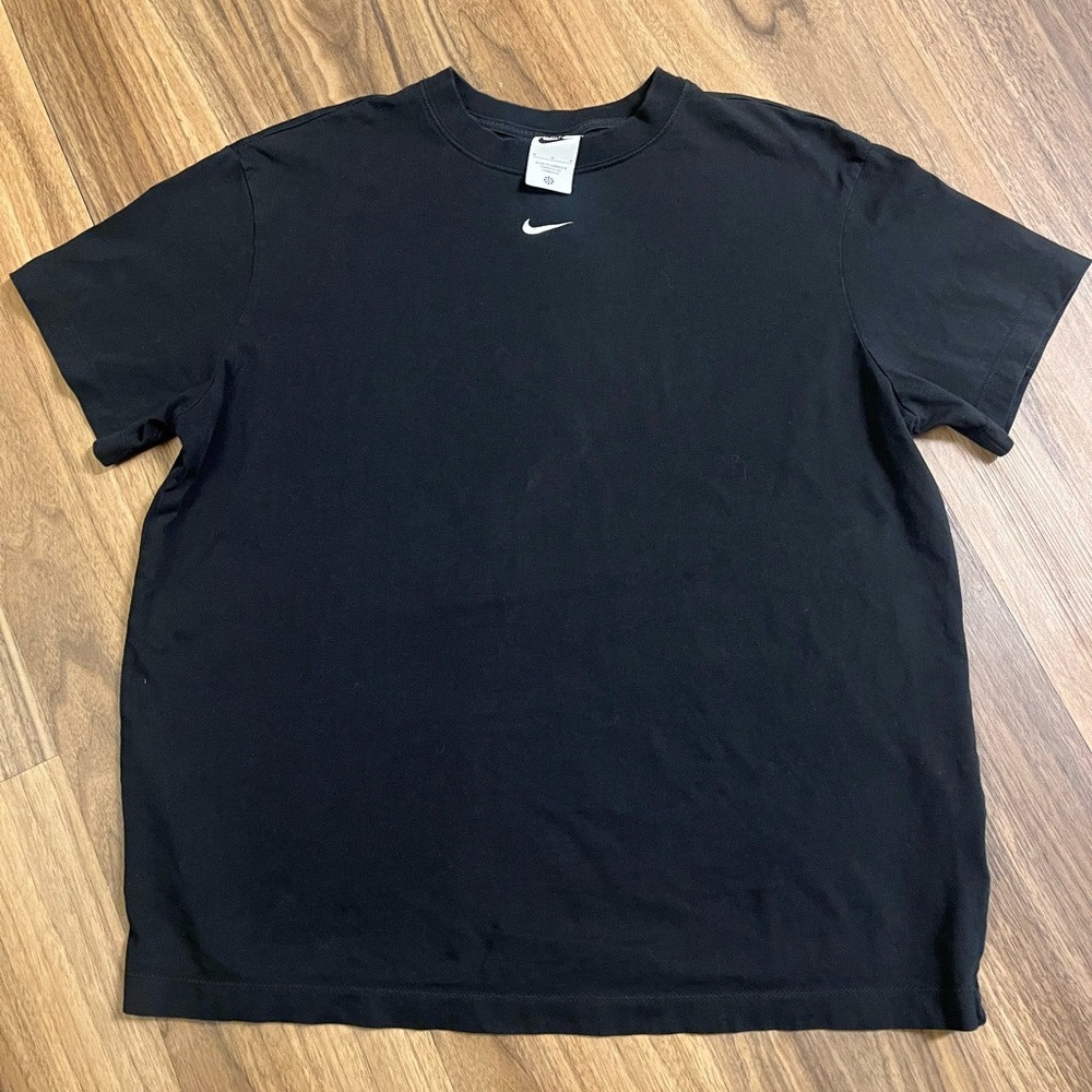 Nike Center Swoosh T-shirt Black Medium vintage